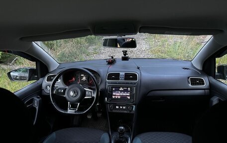Volkswagen Polo VI (EU Market), 2019 год, 1 370 000 рублей, 2 фотография