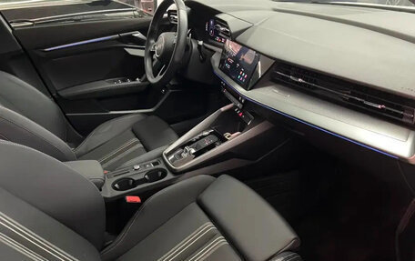 Audi A3, 2024 год, 2 400 000 рублей, 4 фотография