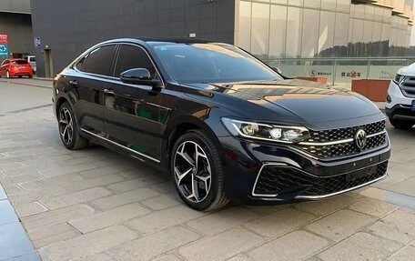Volkswagen Passat B8 рестайлинг, 2021 год, 1 600 000 рублей, 1 фотография