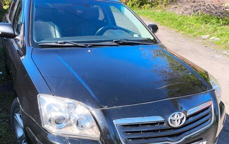 Toyota Avensis III рестайлинг, 2007 год, 650 000 рублей, 1 фотография