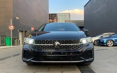 Volkswagen Passat B8 рестайлинг, 2021 год, 1 600 000 рублей, 2 фотография