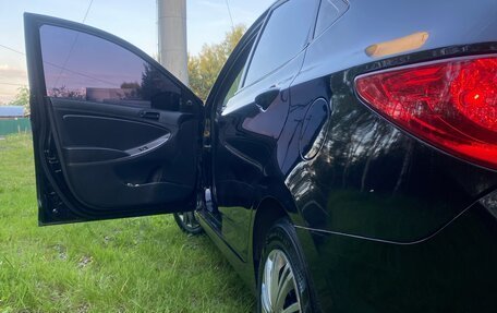Hyundai Solaris II рестайлинг, 2014 год, 650 000 рублей, 12 фотография