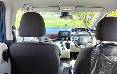 Toyota Sienta II, 2018 год, 1 380 000 рублей, 11 фотография