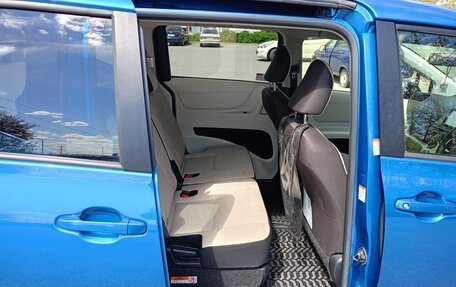 Toyota Sienta II, 2018 год, 1 380 000 рублей, 12 фотография