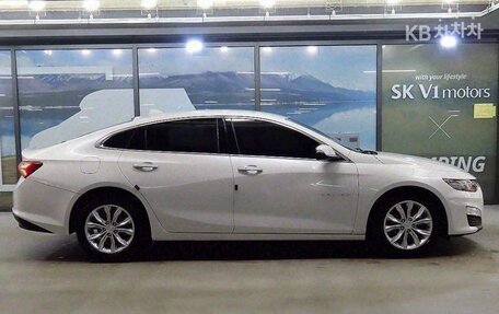 Chevrolet Malibu IX, 2021 год, 1 400 000 рублей, 3 фотография
