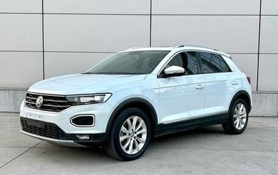 Volkswagen T-Roc I, 2020 год, 1 350 100 рублей, 1 фотография