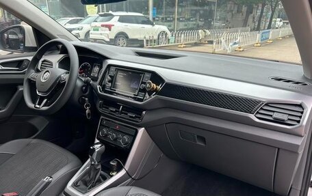 Volkswagen T-Cross I, 2020 год, 1 265 100 рублей, 9 фотография
