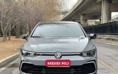 Volkswagen Golf VIII, 2021 год, 1 650 000 рублей, 3 фотография