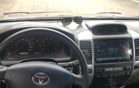 Toyota Land Cruiser Prado 120 рестайлинг, 2006 год, 2 700 000 рублей, 5 фотография