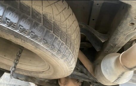 Toyota Land Cruiser Prado 120 рестайлинг, 2006 год, 2 700 000 рублей, 19 фотография