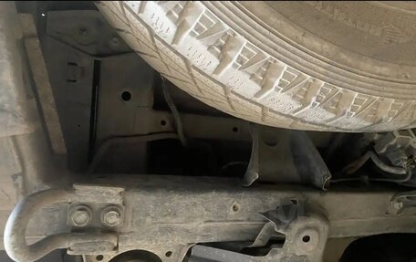 Toyota Land Cruiser Prado 120 рестайлинг, 2006 год, 2 700 000 рублей, 24 фотография