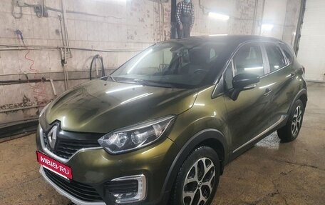 Renault Kaptur I рестайлинг, 2017 год, 1 200 000 рублей, 8 фотография
