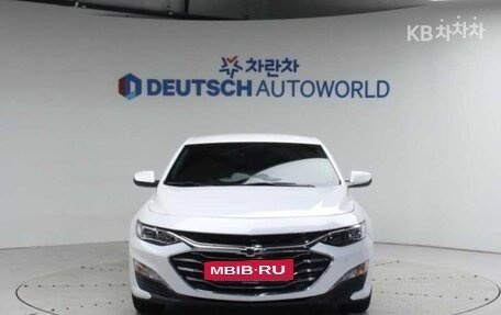 Chevrolet Malibu IX, 2022 год, 1 380 000 рублей, 3 фотография