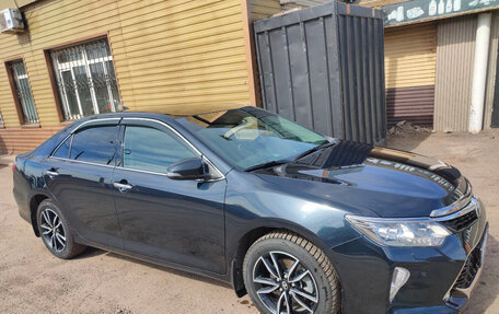 Toyota Camry, 2017 год, 2 400 000 рублей, 11 фотография