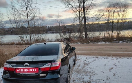 Toyota Camry, 2017 год, 2 400 000 рублей, 9 фотография