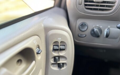 Dodge Caravan IV, 2002 год, 385 000 рублей, 14 фотография