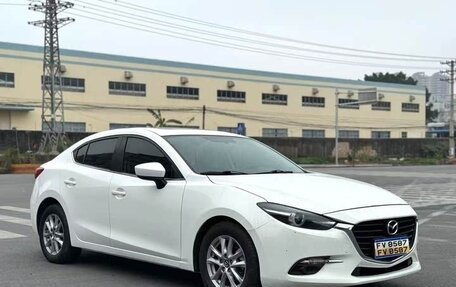 Mazda 3, 2021 год, 1 210 000 рублей, 3 фотография