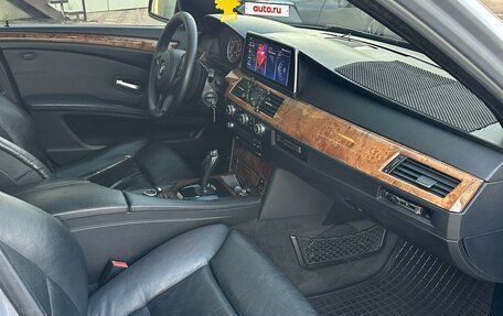 BMW 5 серия, 2008 год, 1 400 000 рублей, 6 фотография