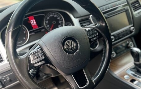 Volkswagen Touareg III, 2016 год, 3 180 000 рублей, 4 фотография