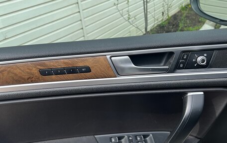 Volkswagen Touareg III, 2016 год, 3 180 000 рублей, 7 фотография