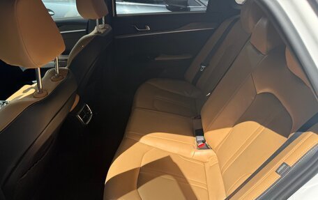 KIA K5, 2020 год, 2 500 000 рублей, 21 фотография