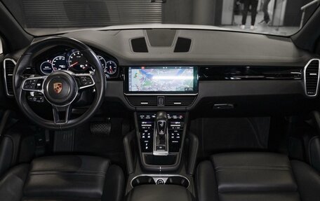 Porsche Cayenne III, 2019 год, 6 050 000 рублей, 22 фотография