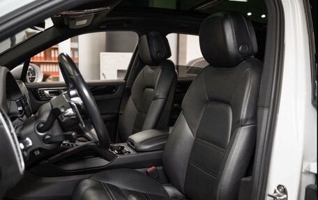 Porsche Cayenne III, 2019 год, 6 050 000 рублей, 23 фотография