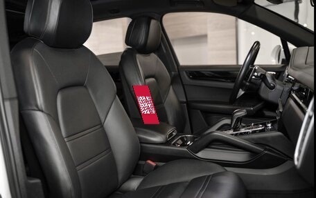 Porsche Cayenne III, 2019 год, 6 050 000 рублей, 24 фотография