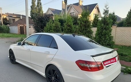 Mercedes-Benz E-Класс, 2010 год, 1 650 000 рублей, 5 фотография