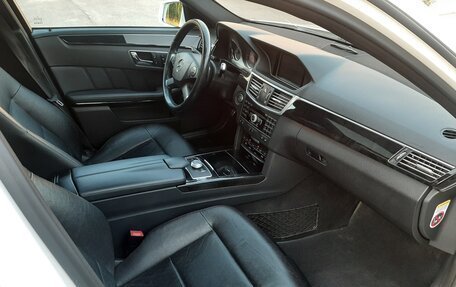 Mercedes-Benz E-Класс, 2010 год, 1 650 000 рублей, 18 фотография