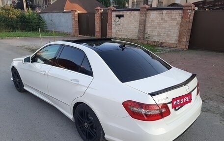 Mercedes-Benz E-Класс, 2010 год, 1 650 000 рублей, 13 фотография