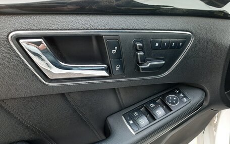 Mercedes-Benz E-Класс, 2010 год, 1 650 000 рублей, 22 фотография