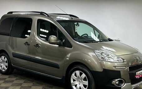 Peugeot Partner II рестайлинг 2, 2013 год, 675 000 рублей, 1 фотография