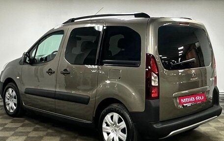 Peugeot Partner II рестайлинг 2, 2013 год, 675 000 рублей, 2 фотография