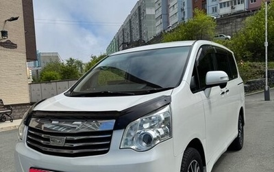 Toyota Noah III, 2011 год, 1 540 000 рублей, 1 фотография