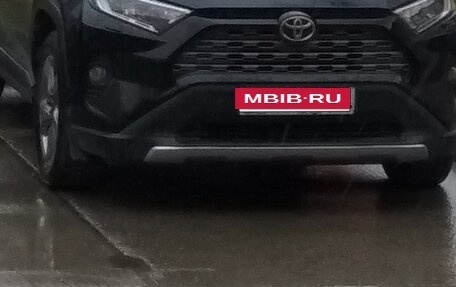 Toyota RAV4, 2021 год, 4 300 000 рублей, 1 фотография