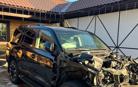 Toyota Land Cruiser 200, 2012 год, 2 550 000 рублей, 1 фотография
