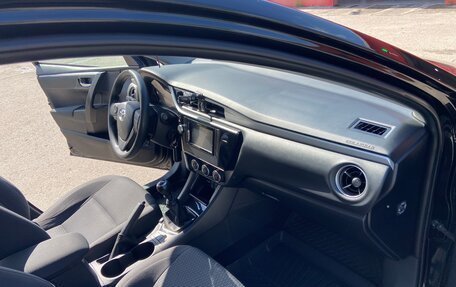 Toyota Corolla, 2018 год, 1 800 000 рублей, 8 фотография