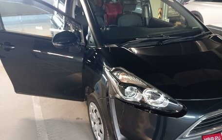 Toyota Sienta II, 2016 год, 1 550 000 рублей, 10 фотография