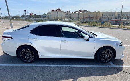 Toyota Camry, 2020 год, 2 950 000 рублей, 8 фотография