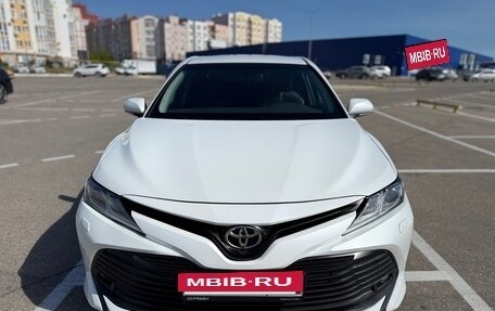 Toyota Camry, 2020 год, 2 950 000 рублей, 5 фотография
