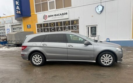 Mercedes-Benz R-Класс, 2012 год, 1 900 000 рублей, 5 фотография