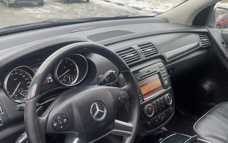 Mercedes-Benz R-Класс, 2012 год, 1 900 000 рублей, 9 фотография