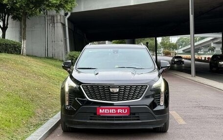 Cadillac XT4 I, 2021 год, 2 300 000 рублей, 2 фотография