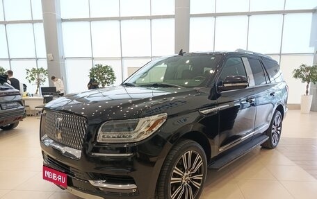 Lincoln Navigator, 2019 год, 5 735 000 рублей, 1 фотография