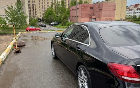 Mercedes-Benz E-Класс, 2019 год, 3 650 000 рублей, 5 фотография