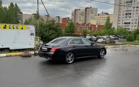 Mercedes-Benz E-Класс, 2019 год, 3 650 000 рублей, 6 фотография