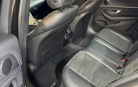 Mercedes-Benz E-Класс, 2019 год, 3 650 000 рублей, 36 фотография
