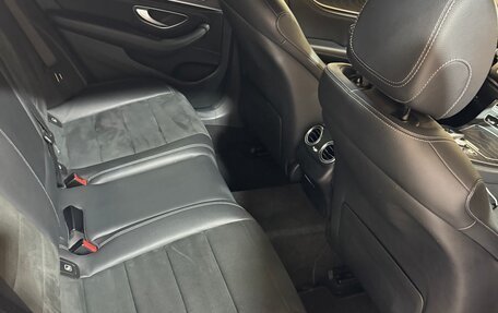 Mercedes-Benz E-Класс, 2019 год, 3 650 000 рублей, 35 фотография