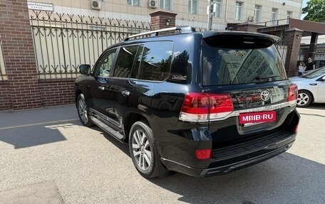 Toyota Land Cruiser 200, 2017 год, 6 700 000 рублей, 8 фотография